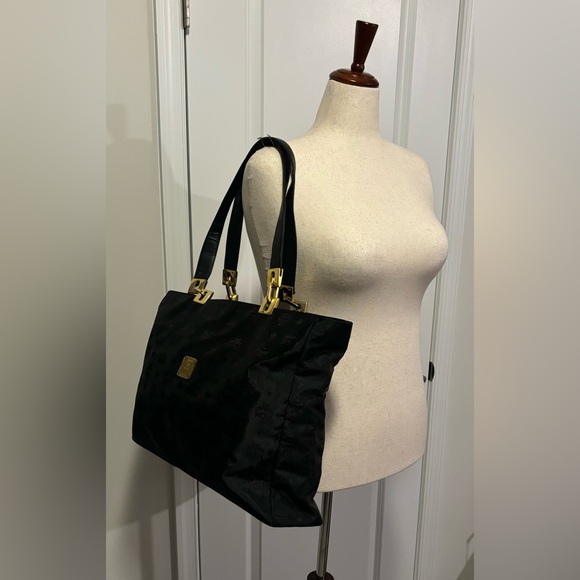 MCM canvas tote - Picture 16 of 16